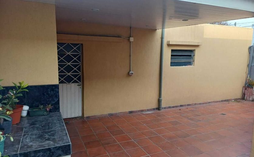 10e4eff2-e2e0-4d49-b245-74f4bf41911d