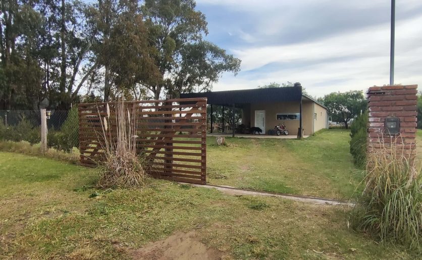 a9bec810-e0a8-417f-b230-3fbc6d23e292