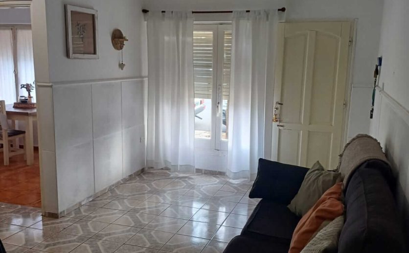 ba976e8a-e808-486b-a62f-9c1959149c43